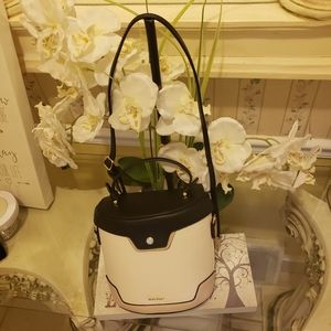 Crossbody shoulder bag